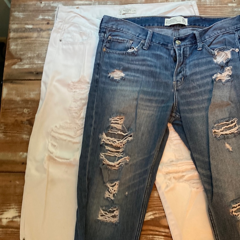 2 RIPPED DISTRESSED ABERCROMBIE JEANS